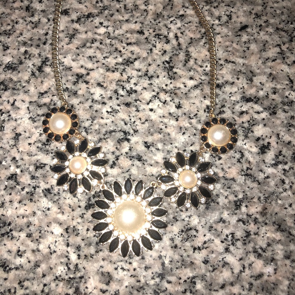 Boutique necklace